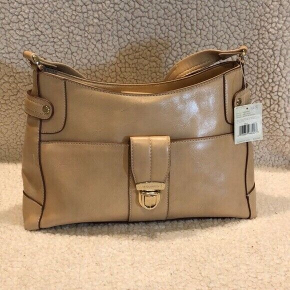 NWT Beige Leather Shoulder Bag Front Buckle Detail Multiple Compartments - Picture 2 of 10